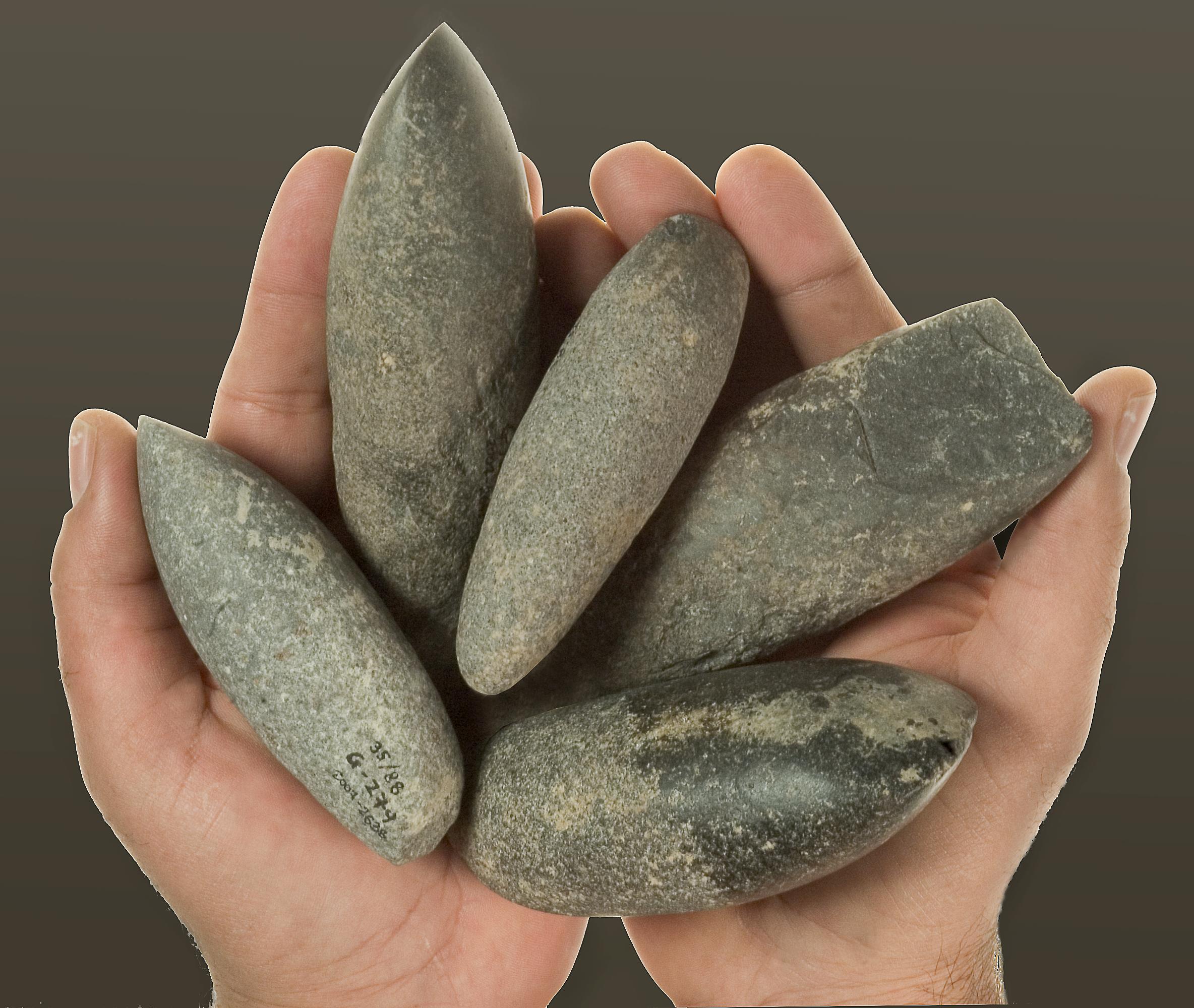 Basalt axes from Pre-Pottery Neolithic A Gesher